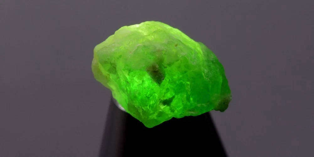 6.83ct Green Grossular Garnet 12.2x7.8mm Rough Natural  - Africa Gemstone