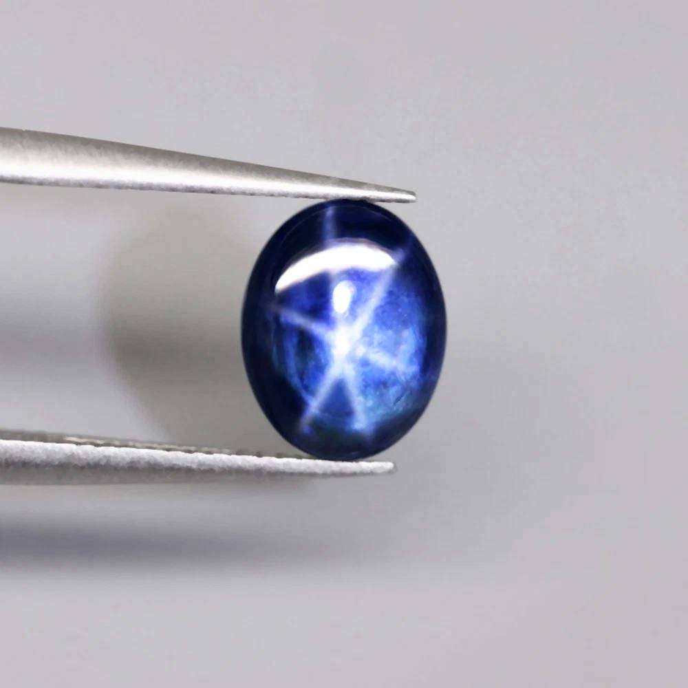 1.81Ct. Star Sapphire  6 Rays Deep Blue Cabochon Natural Perfect Sharp