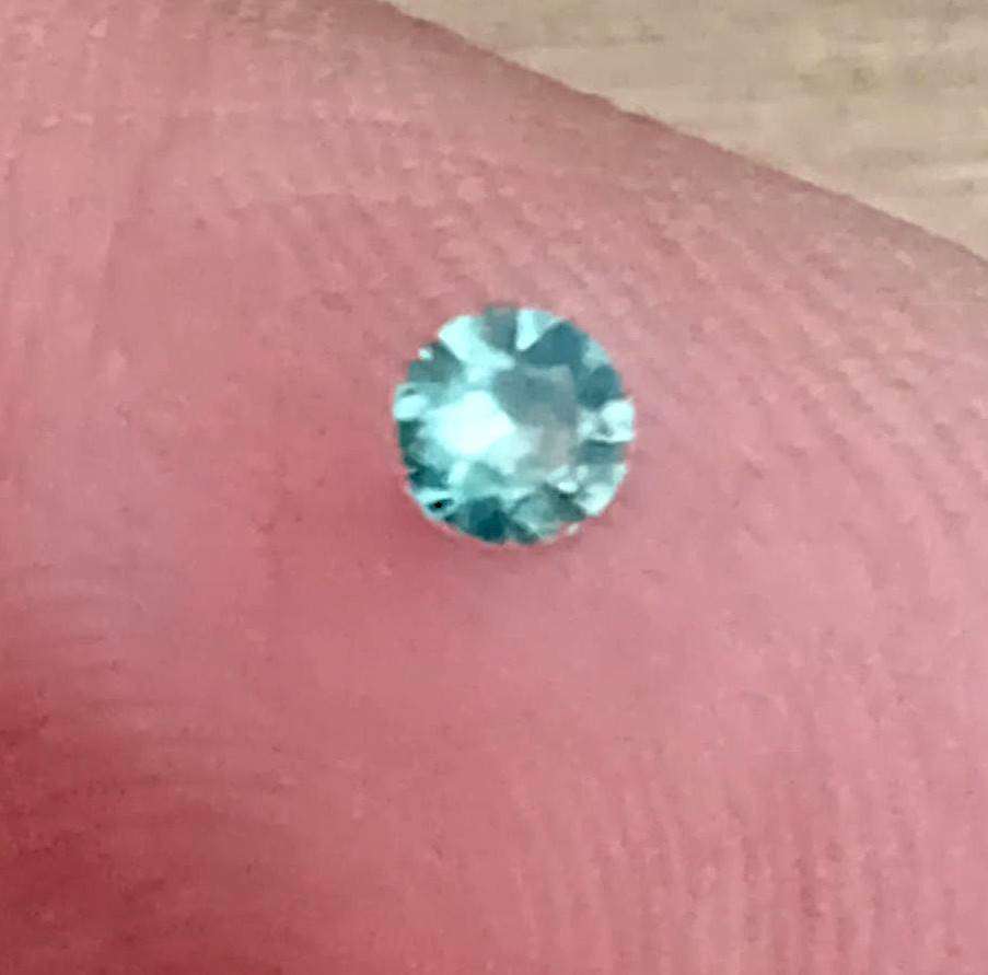 0.13ct Blue Green Sapphire VS Round Brilliant  - Heated, Australia Gemstone