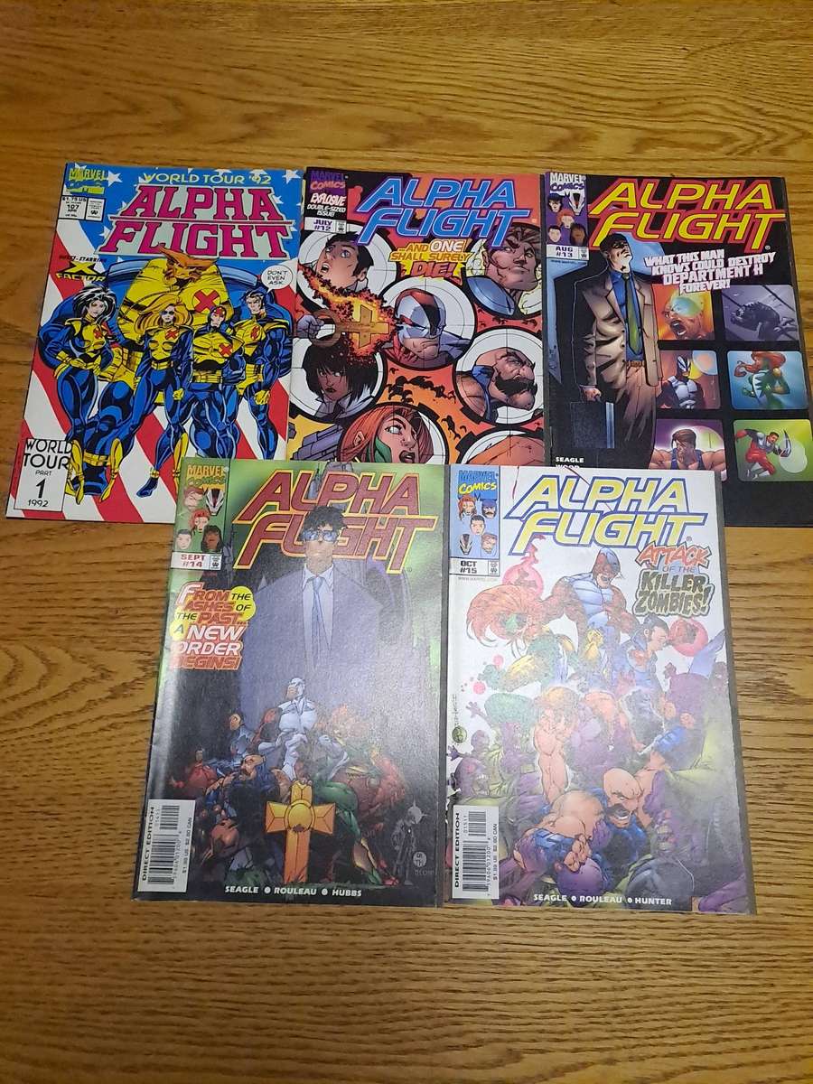 32 Marvel comics