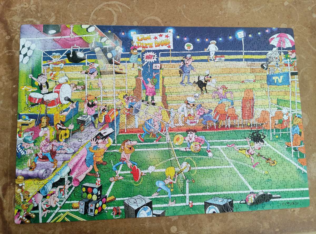 RS CRISP ANYONE FOR TENNIS 750 PIECES  PUZZLE