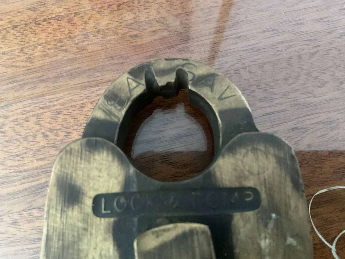 SA RAILWAYS  LOCK