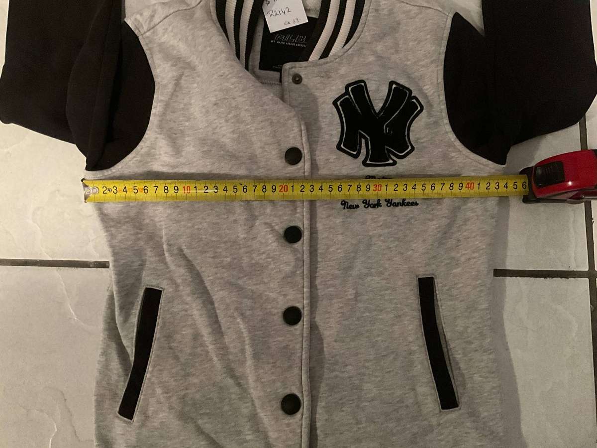 NEW YORK YANKEES MLB BASEBALL JACKET SIZE M