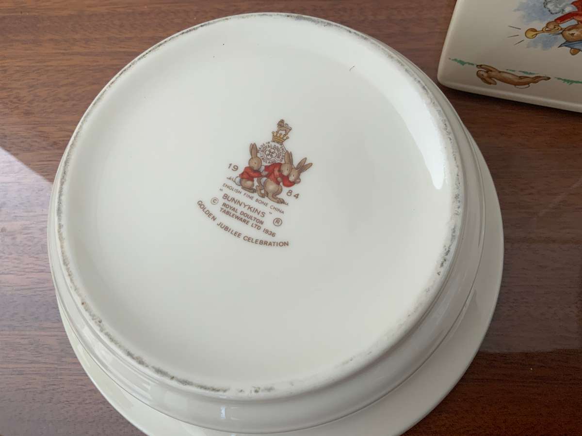 Bunnykins   Royal Doulton bowl & plate cup money book box