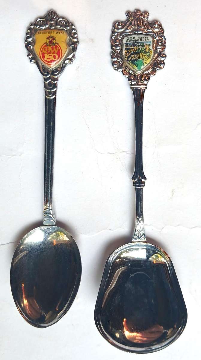 7 x Souvenir Spoons (Southern Africa)