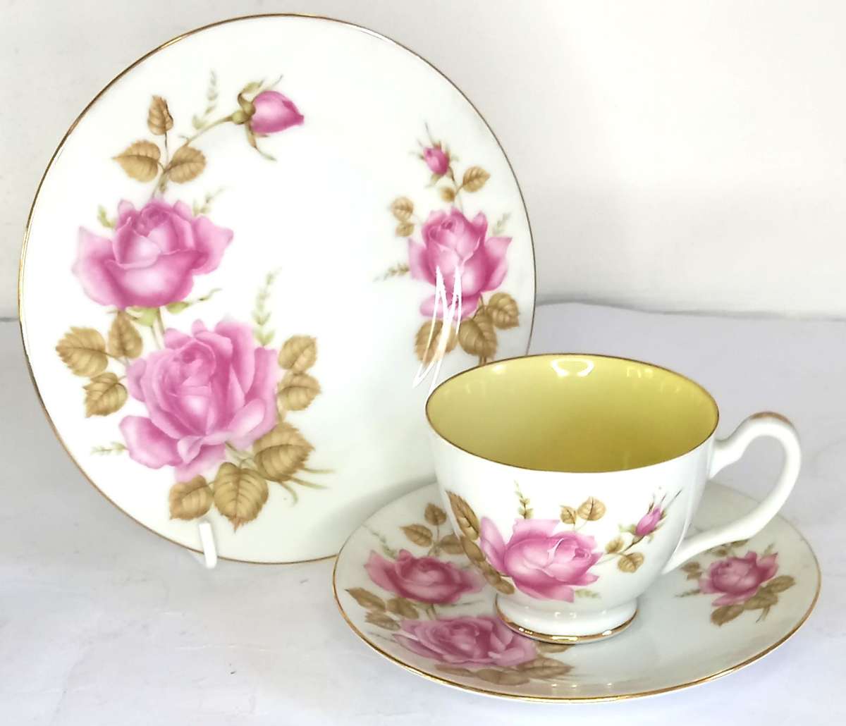 3 x Westminster China 'Harlequin' Trios (9 pics)