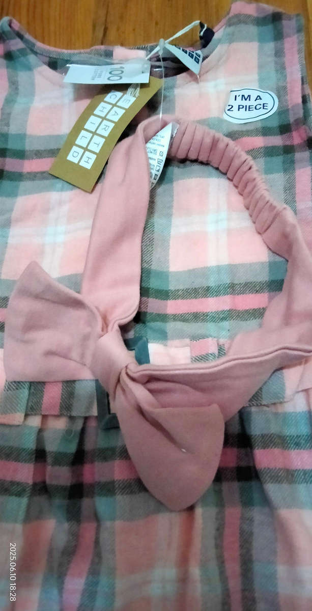 Late entry! Original and brand new Earthchild girls winter dress (5-6 years)  (refer to pics)