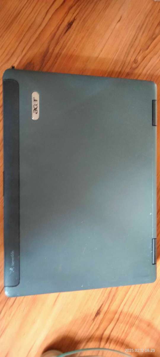 Late entry! Acer Travelmate 5720 15" laptop (read description)