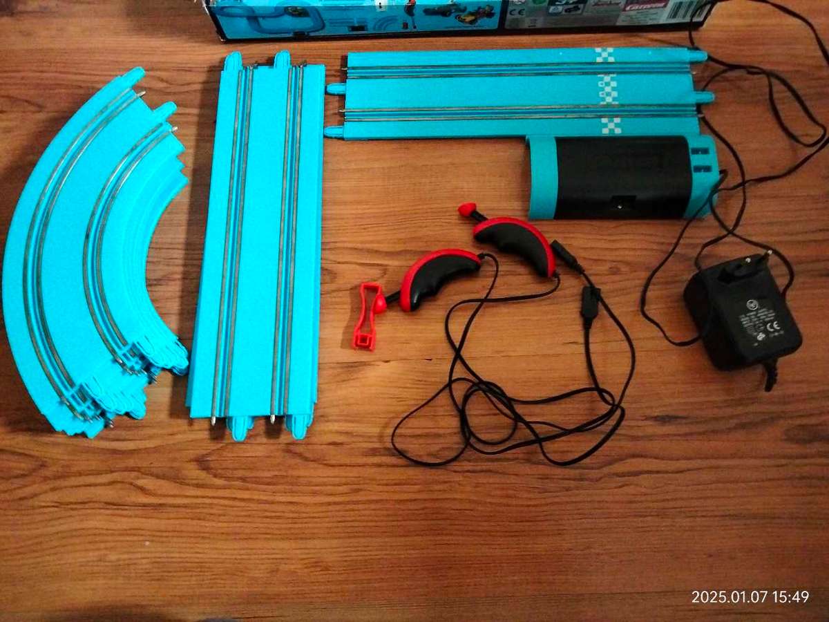 Late entry! Carerra First slot car set for kids