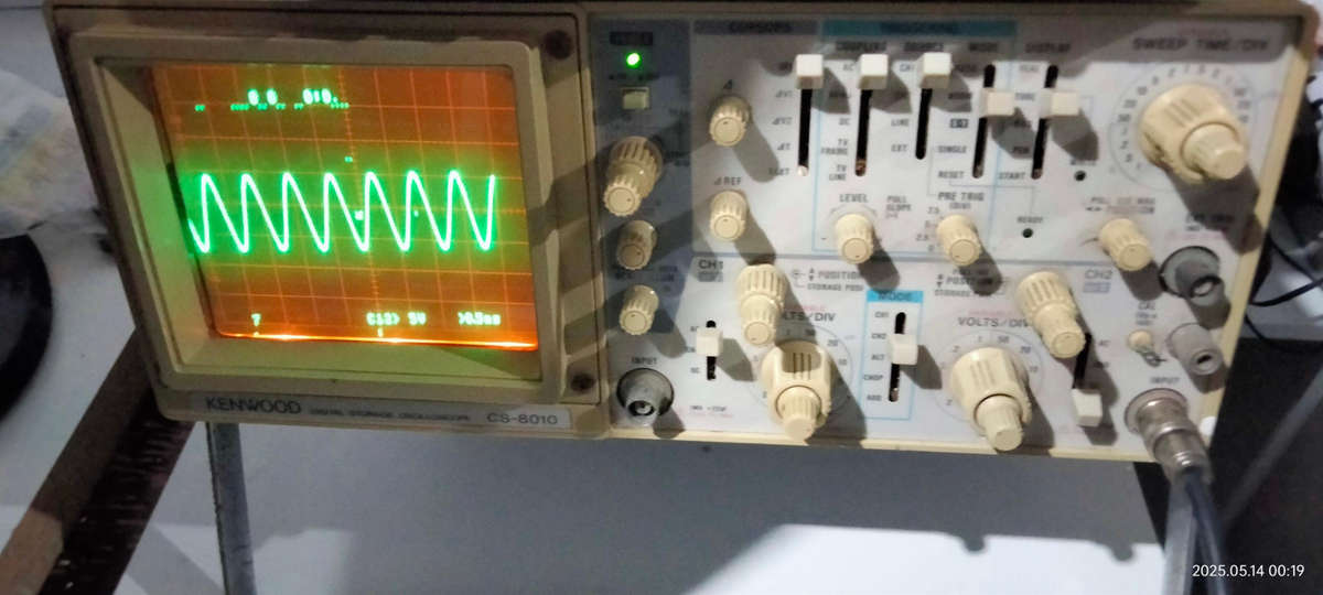 Late entry - Kenwood Digital Storage analogue oscilloscope (read description!)