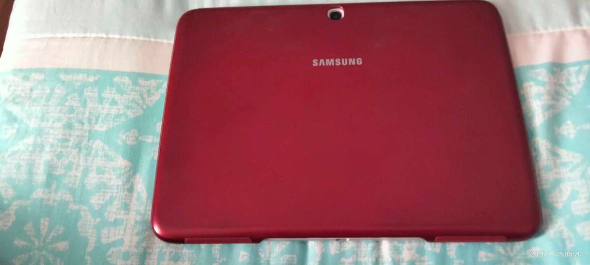 Samsung Tab 3  10.1" P5200 tablet (read description!)
