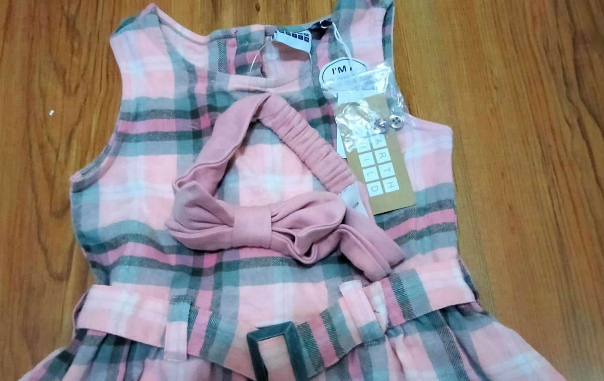 Late entry! Original and brand new Earthchild girls winter dress (5-6 years)  (refer to pics)