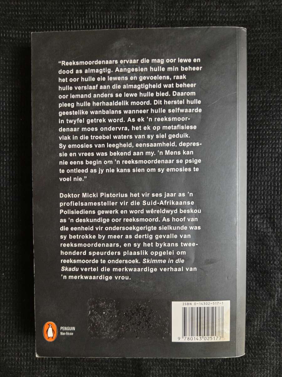 Skimme in die Skadu by Micki Pistorius