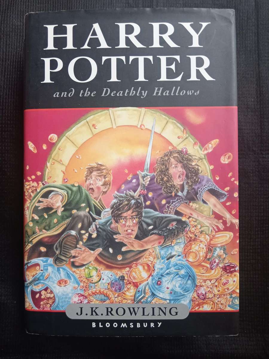 Harry Potter and the Deathly Hallows by J K Rowling