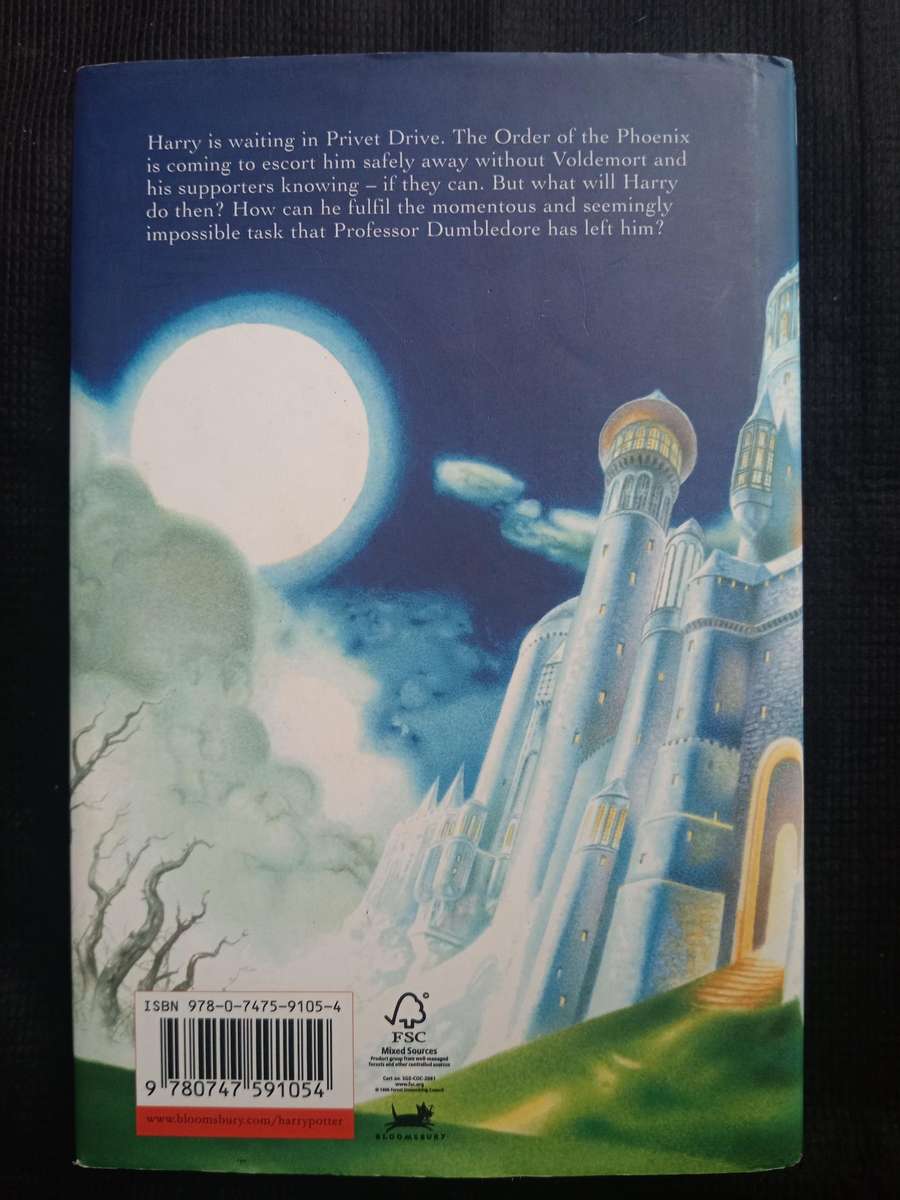 Harry Potter and the Deathly Hallows by J K Rowling