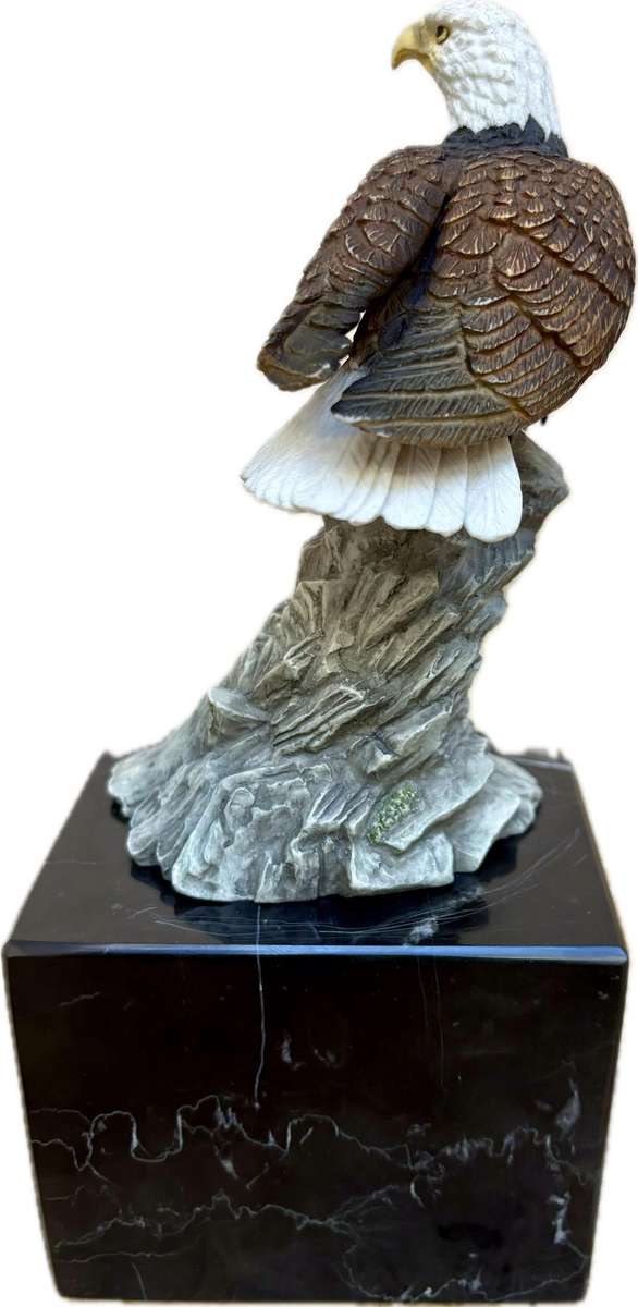 Bald eagle sculpture on marble base crystal cathedral Eagles club 2004 10 inch , 25 cm