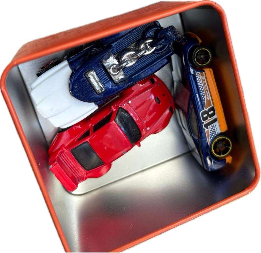 Hot wheels die cast car lot of 3