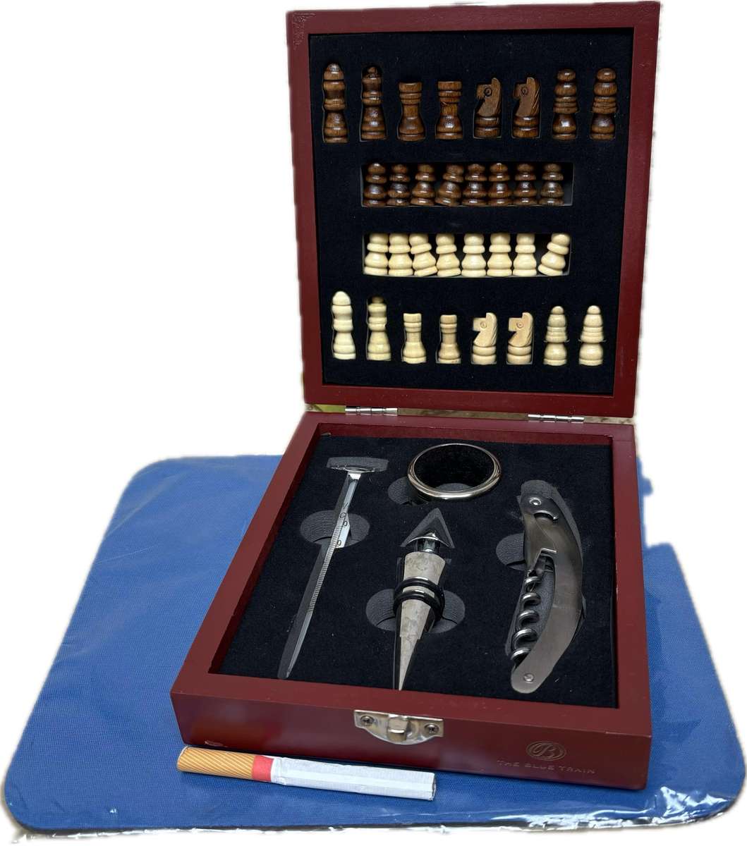 The Blue Train chess set bar gift set ,as new
