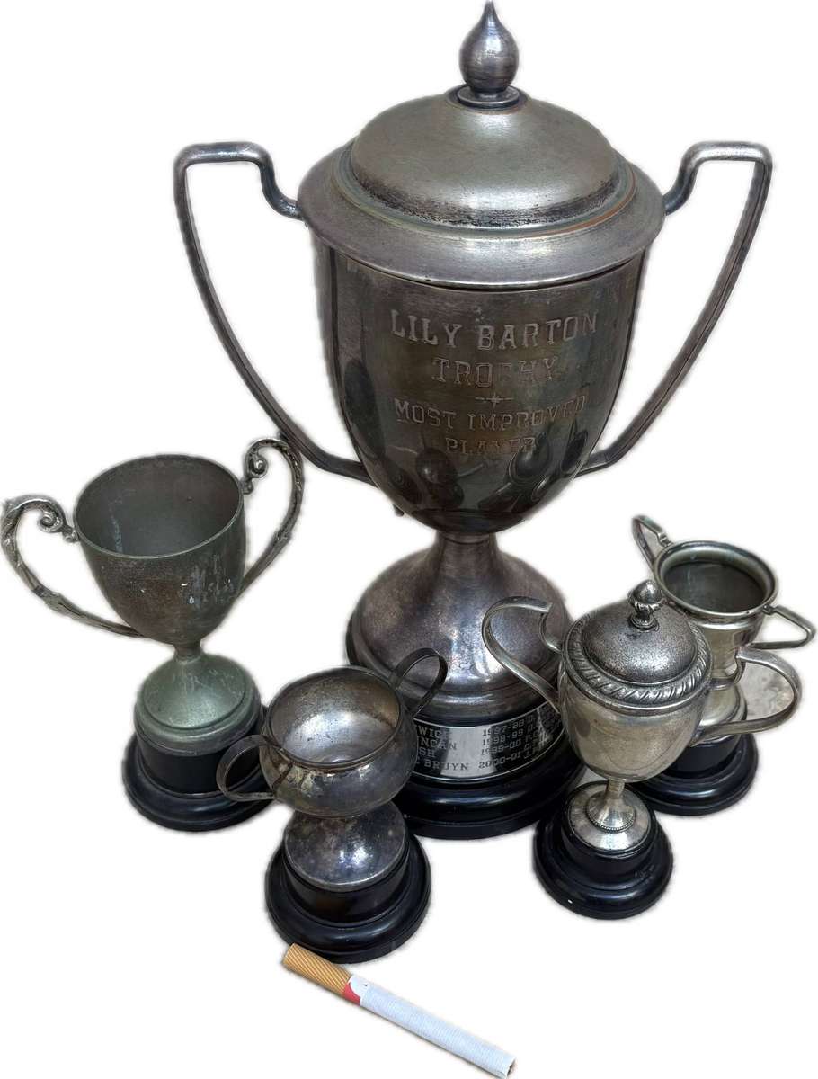 Vintage large trophy with 4 small trophies trophy lot