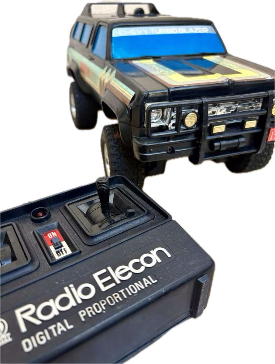 1981 Shinsei radio control Electron vintage Mountain Man Chevy Blazer car
