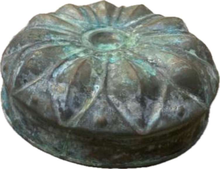 Antique Vintage brass Victorian Jelly Cake Mold  Sun Flower Brass