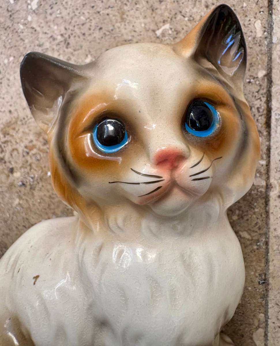 Vintage ceramic cat figurine lot of 3 Japan