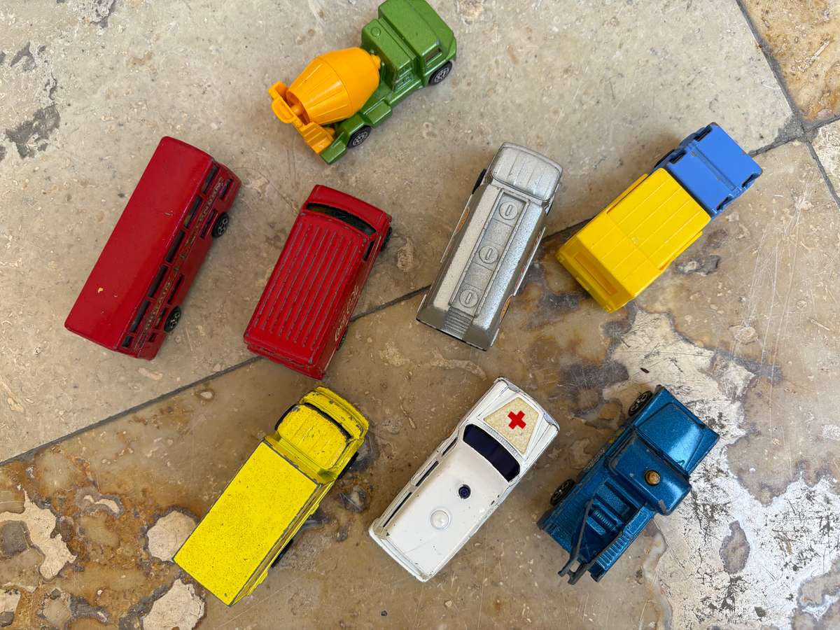 Vintage Corgi die-cast working car lot of 8