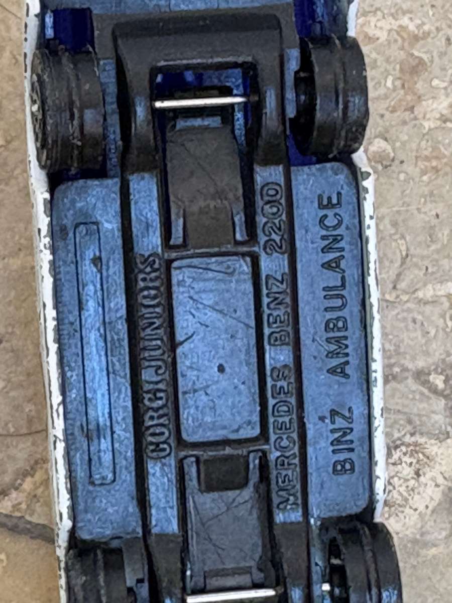 Vintage Corgi die-cast working car lot of 8