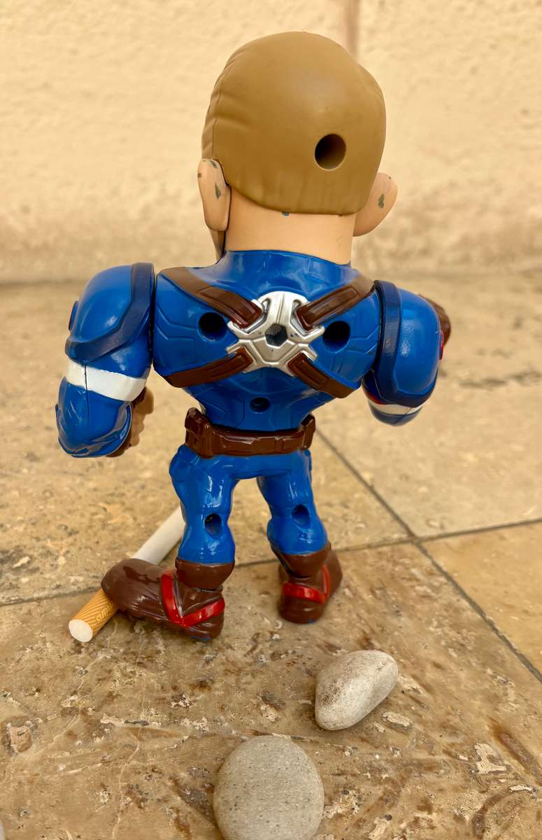 Marvel Captain America diecast figure