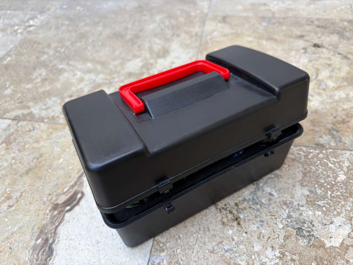 Gyro lot Battle bey  Beyblade  Tops Spinning launcher toy Set lot in foam box