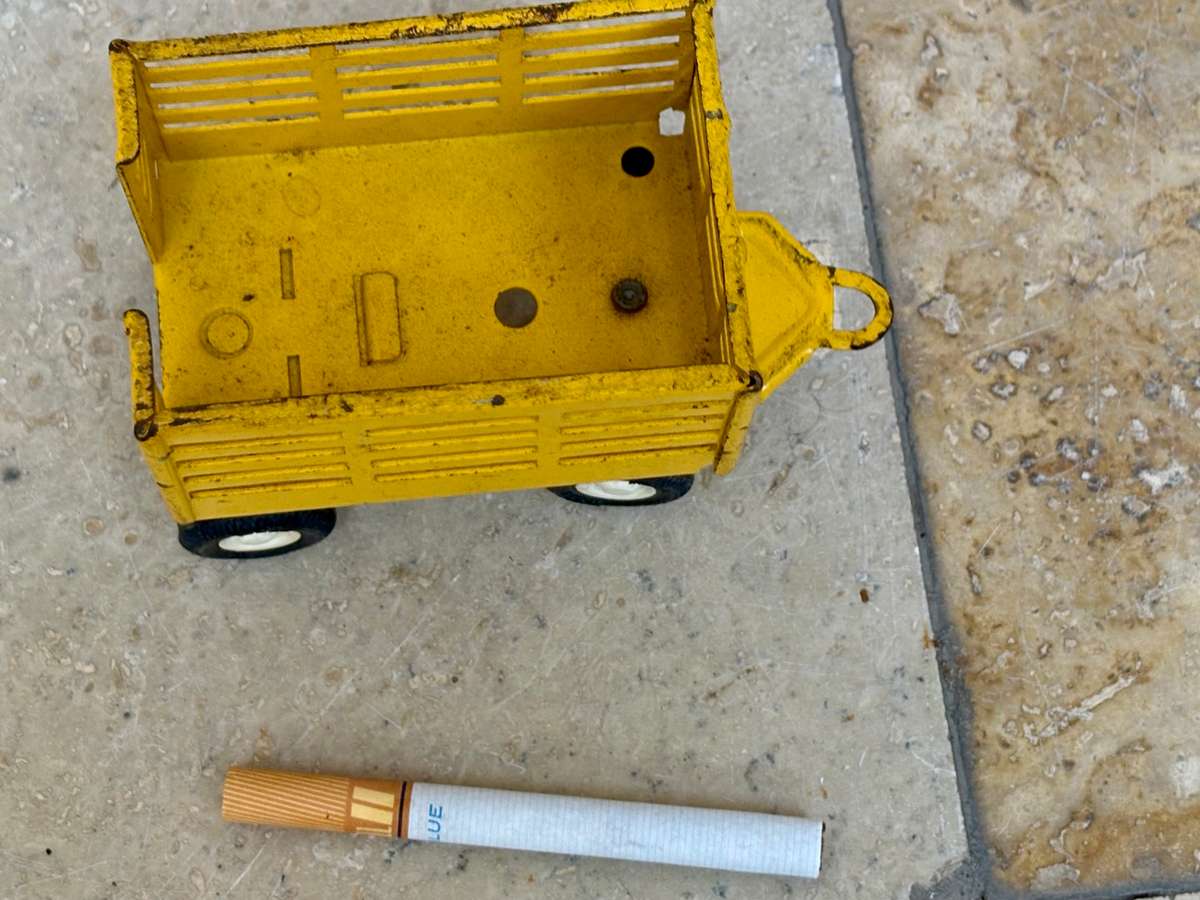 Vintage tonka farm-tractor wagon metal