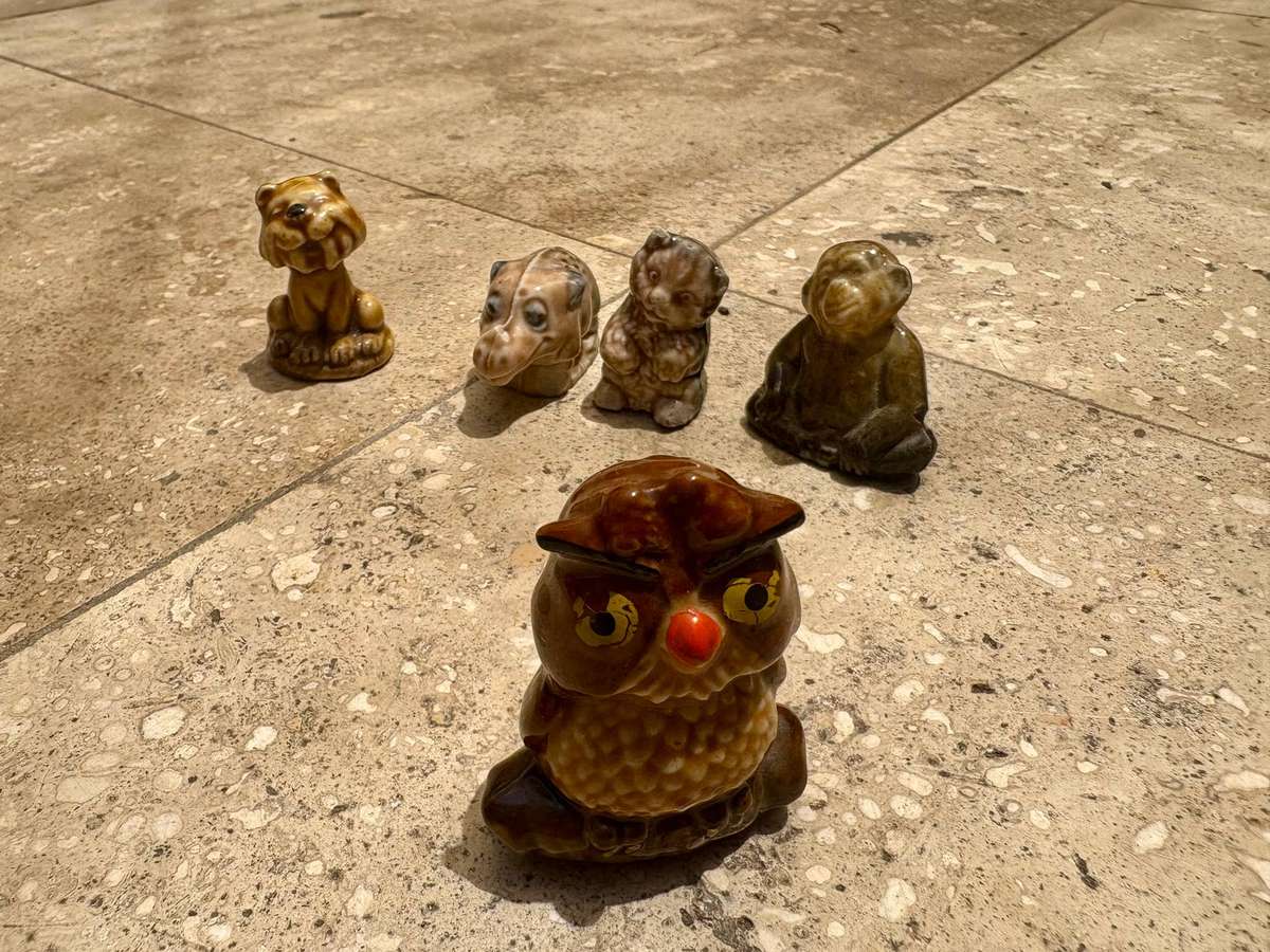 Wade Disney Hatbox Whimsie Archimedes the owl plus 4 Wade lot