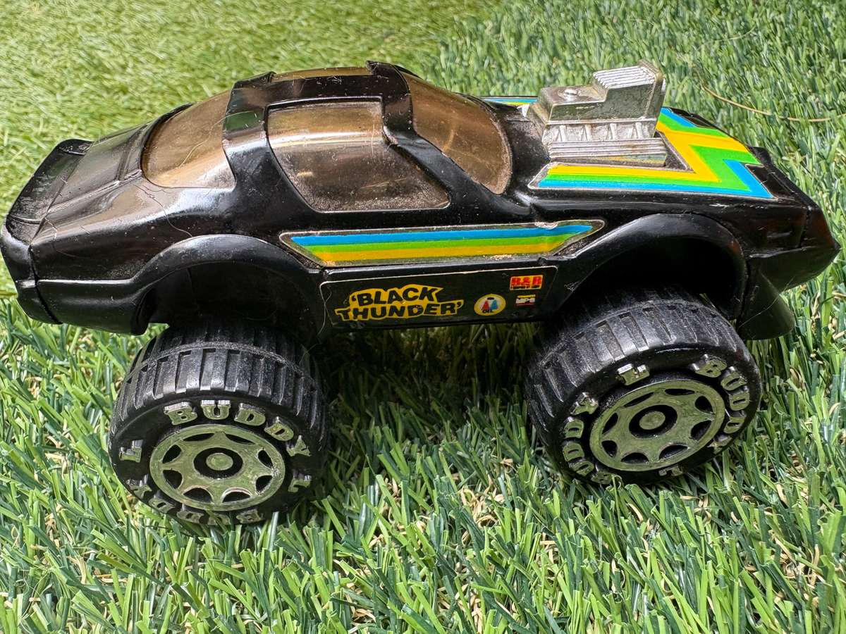 Vintage Buddy L Japan  black thunder car 4x4 1984