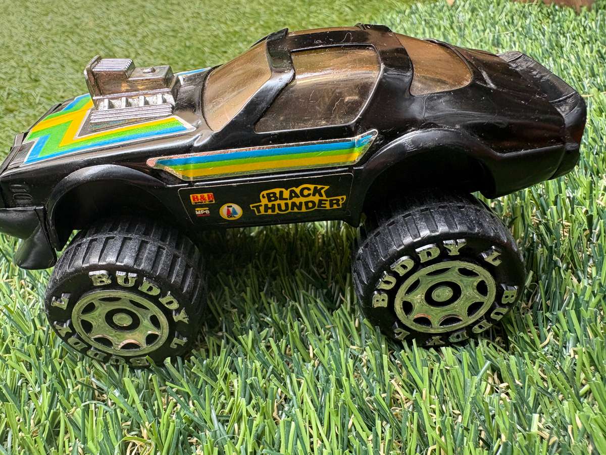 Vintage Buddy L Japan  black thunder car 4x4 1984