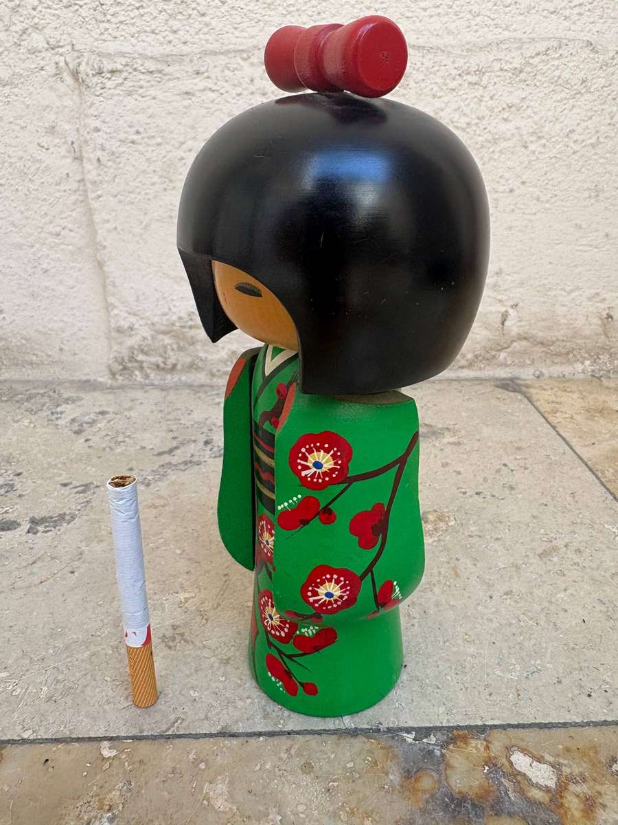 Vintage kokeshi doll Japan 20 cm plus one