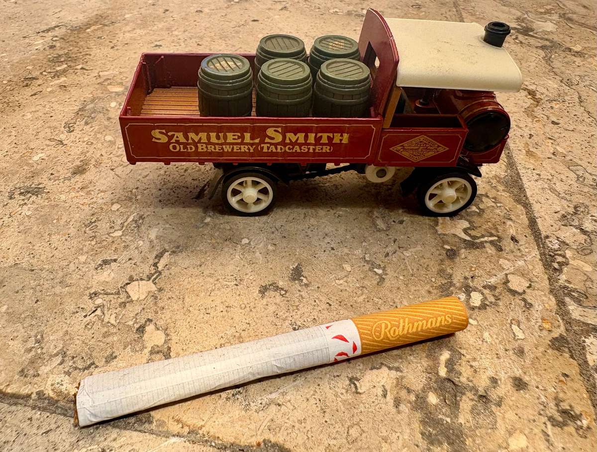 Vintage matchbox Yorkshire steam engine diecast model Samuel Smith brewery 1987