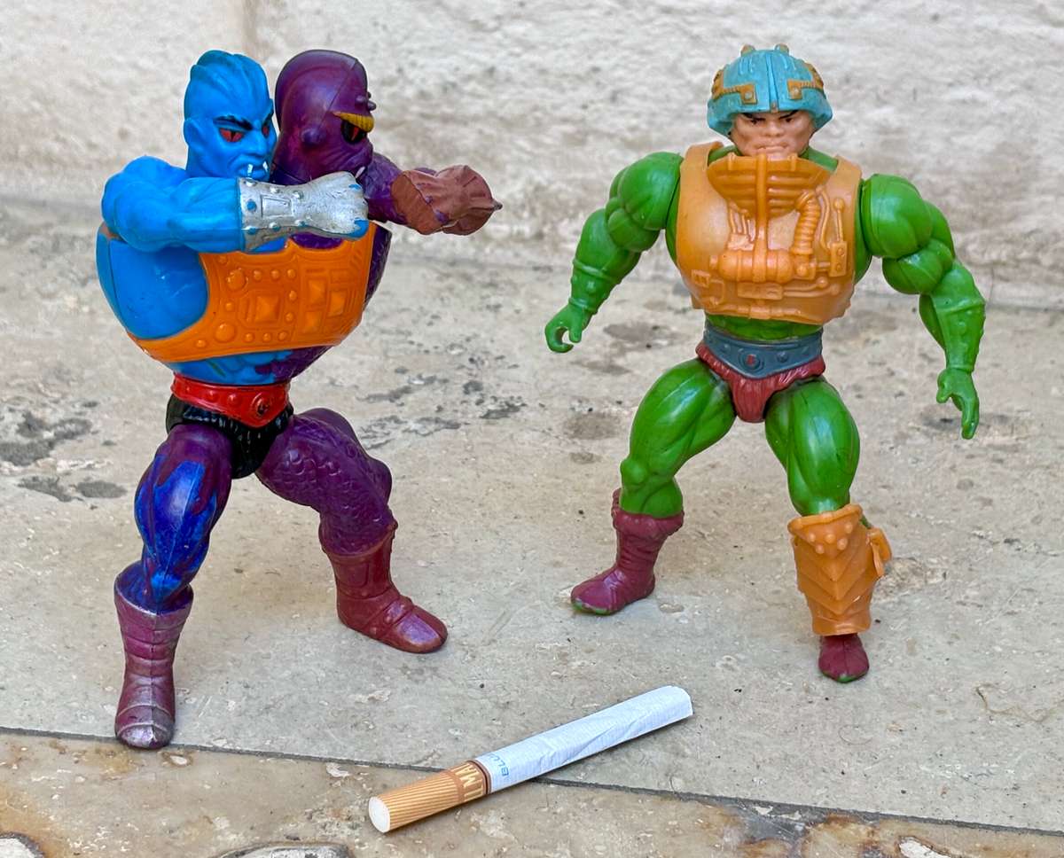 Vintage Man at Arms He-man Classics He man Masters Of The Universe + Two Bad action figure pair