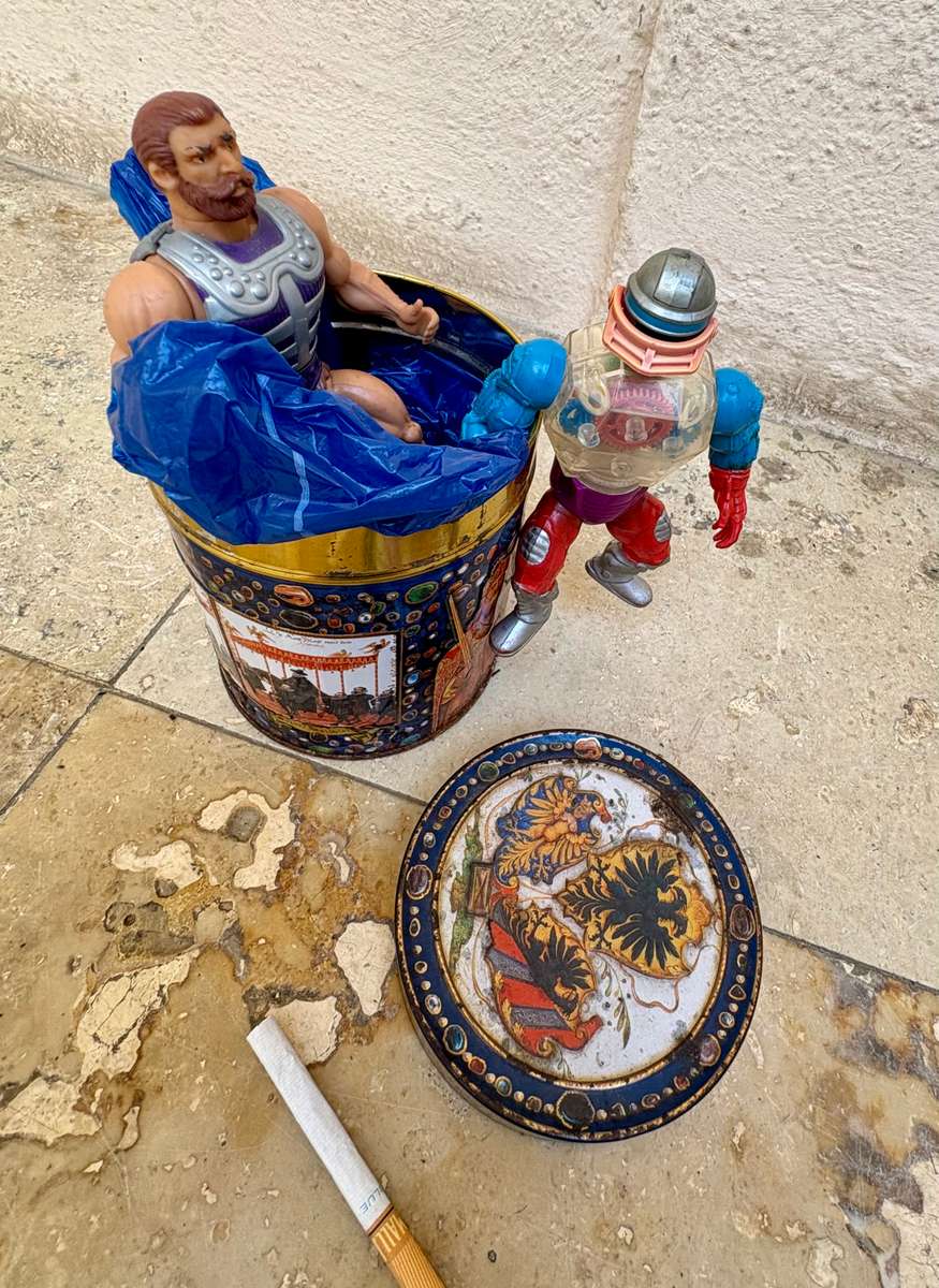 Vintage He-man Roboto Masters Of The Universe +he man  Fisto action figure pair