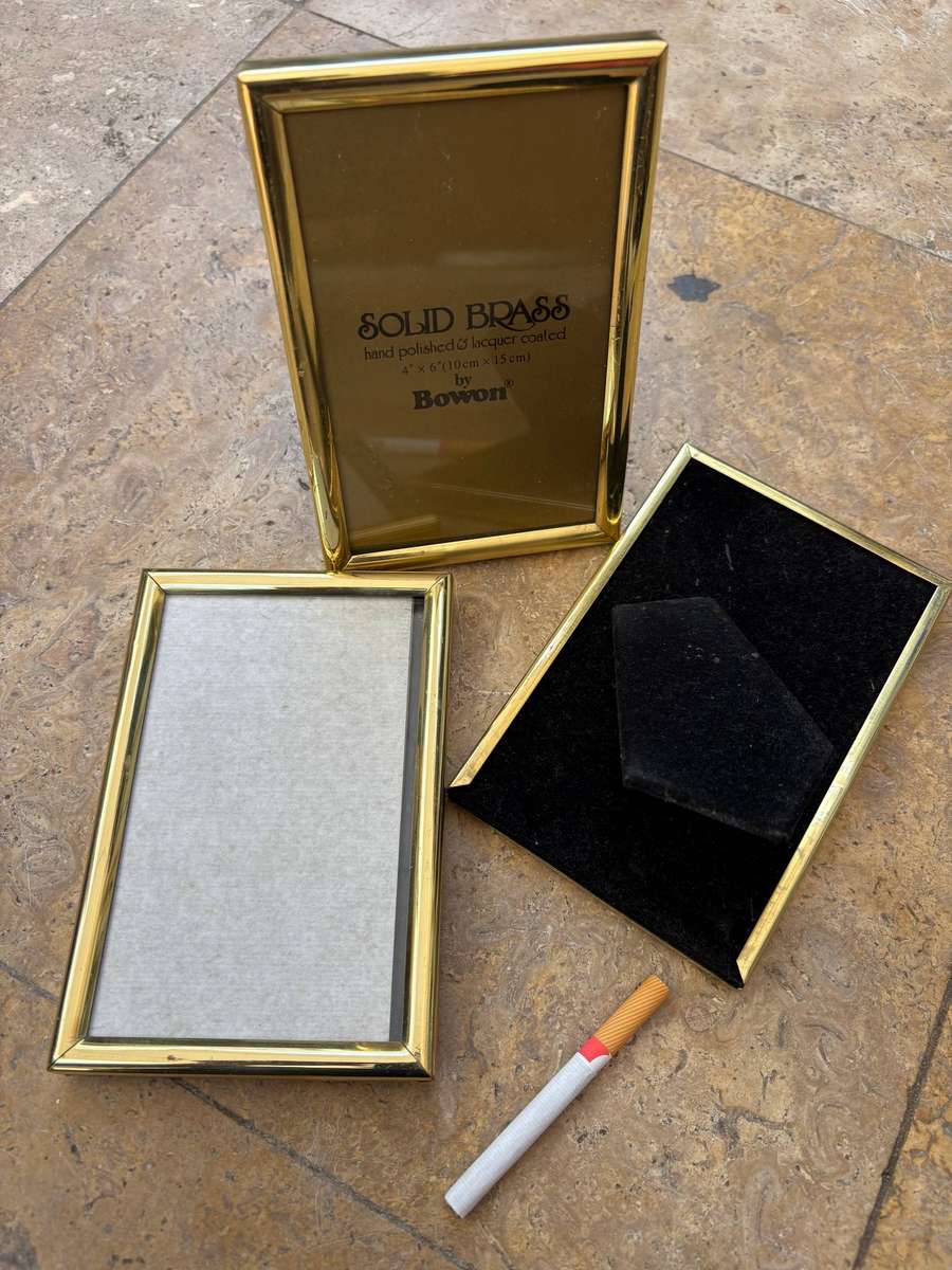 Solid brass picture frame 10 cm x 15 cm set of 3 Bowon
