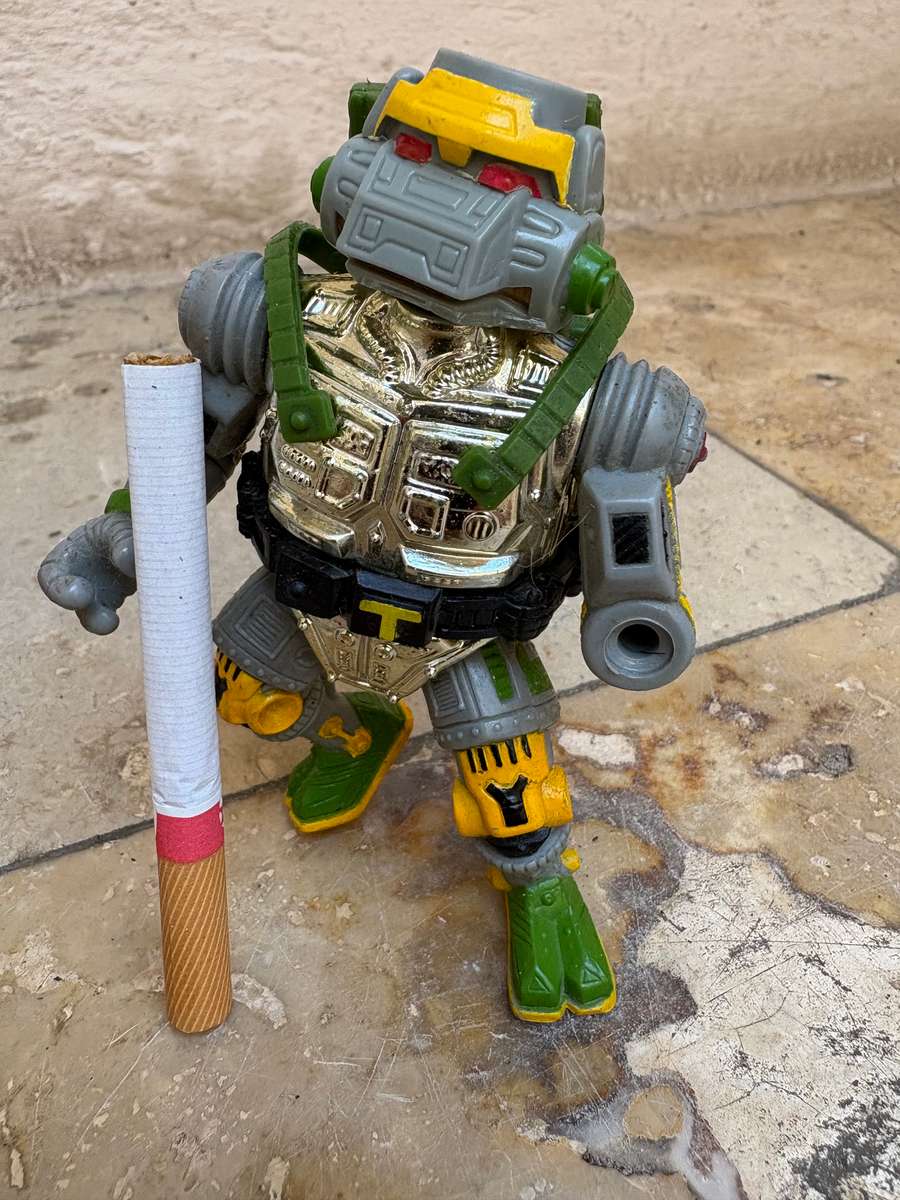 Vintage Donatello rocksteady and Metalhead figure lot TMHT ninja turtle playmates lot