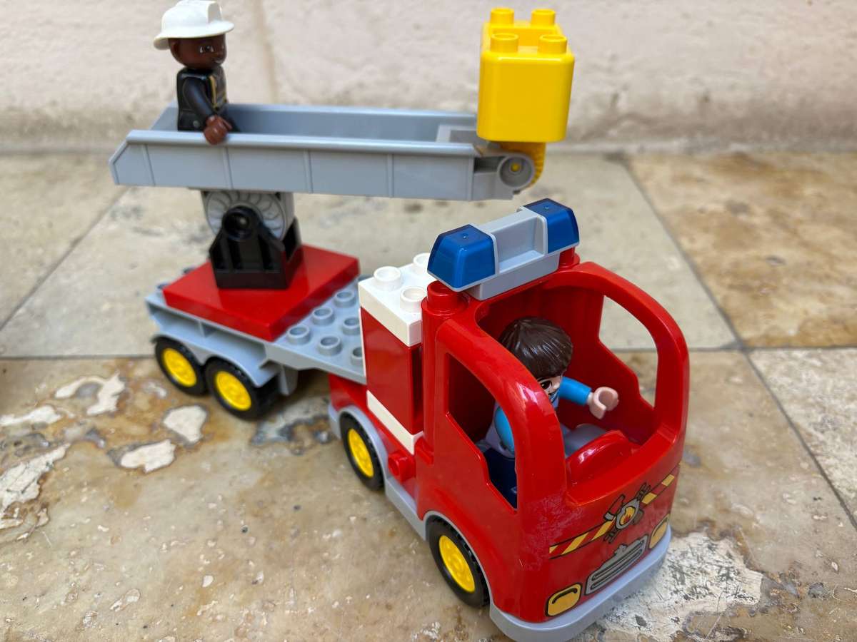 Lego duplo fire truck with 2 figures sold as spares