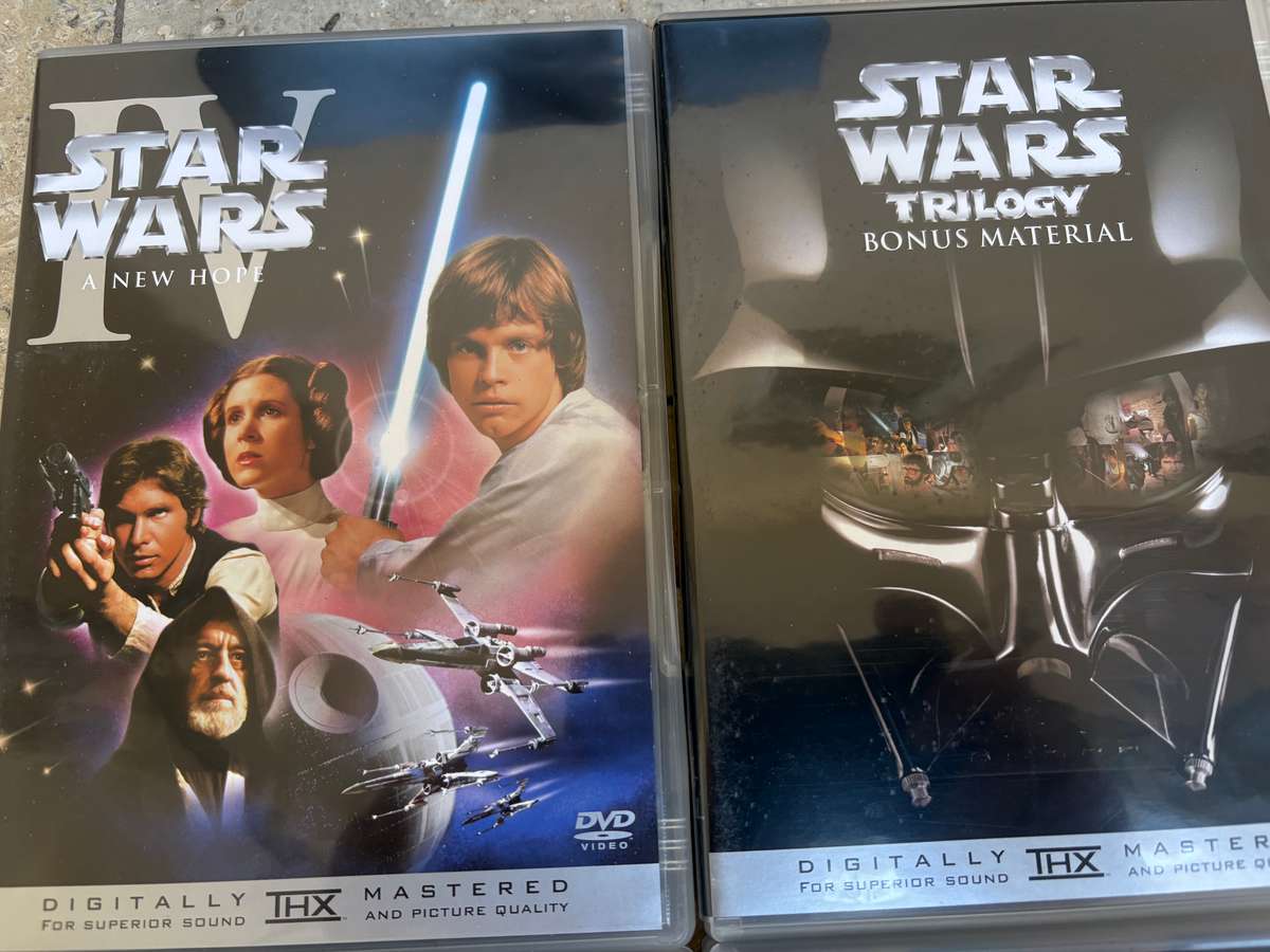 star wars trilogy box set 4 disc dvd set with starwars  wallet