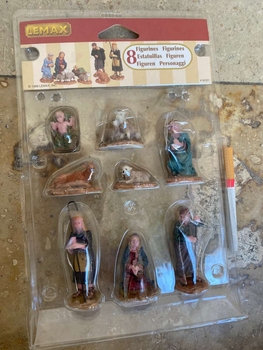 Vintage Lemax nativity  figures set of 8  #92351