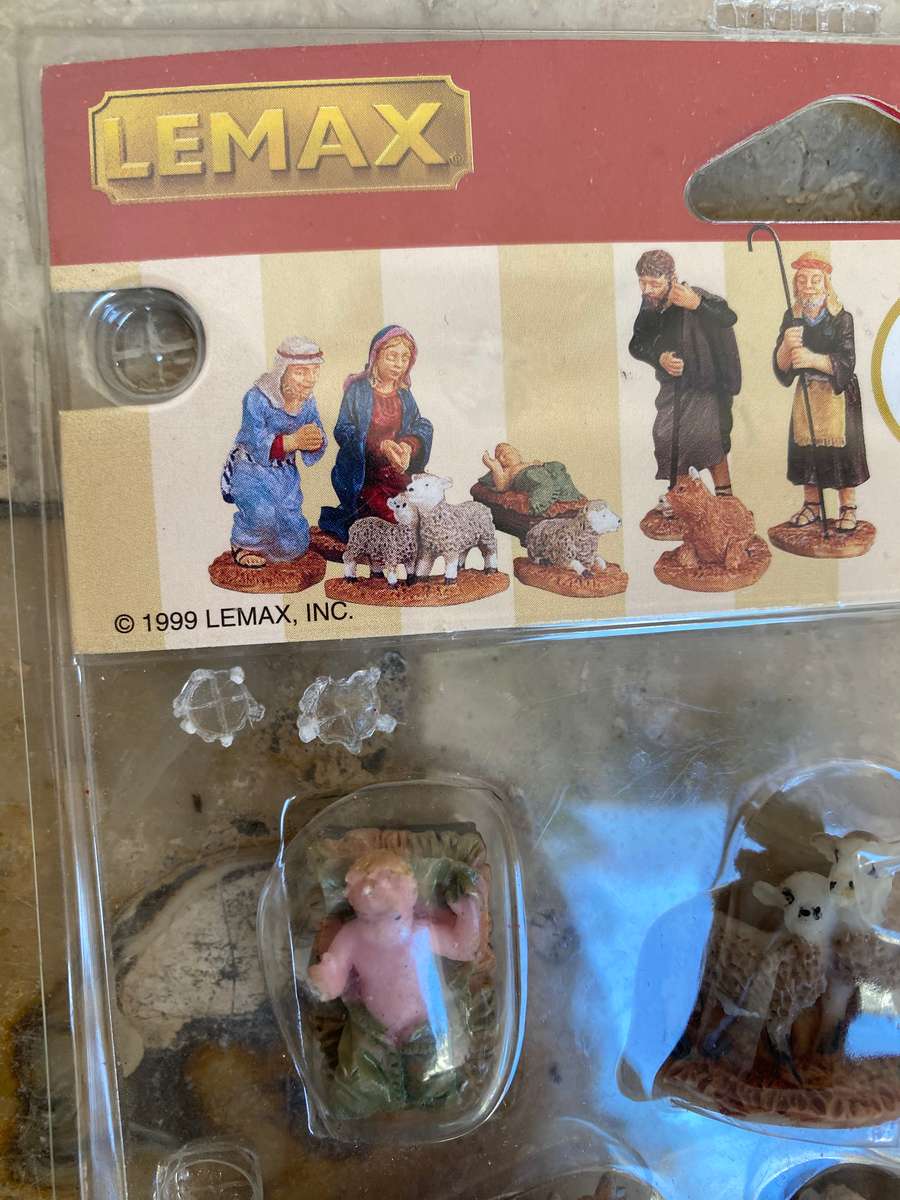 Vintage Lemax nativity  figures set of 8  #92351