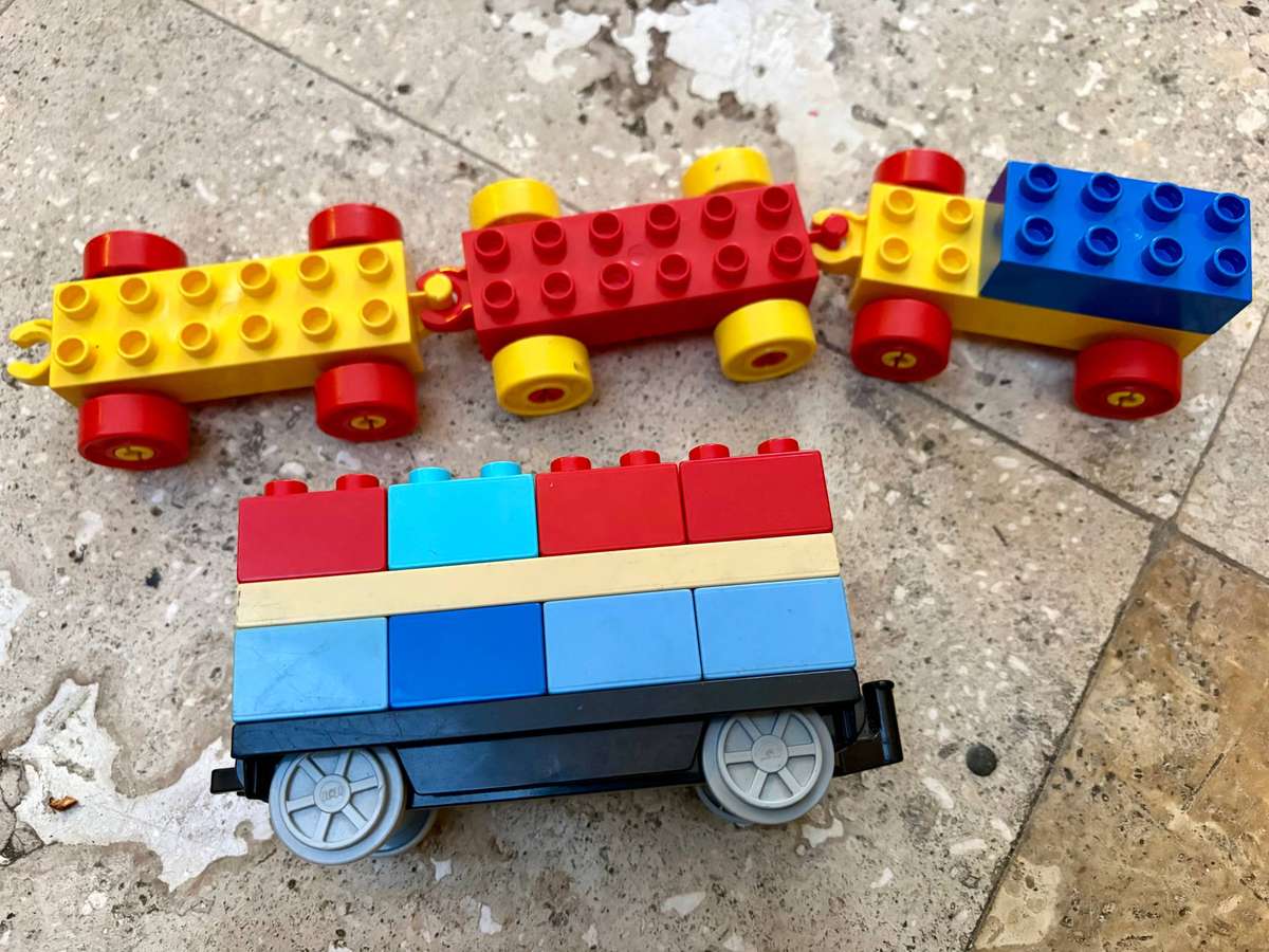 LEGO  Lego Duplo   train cart spares lot