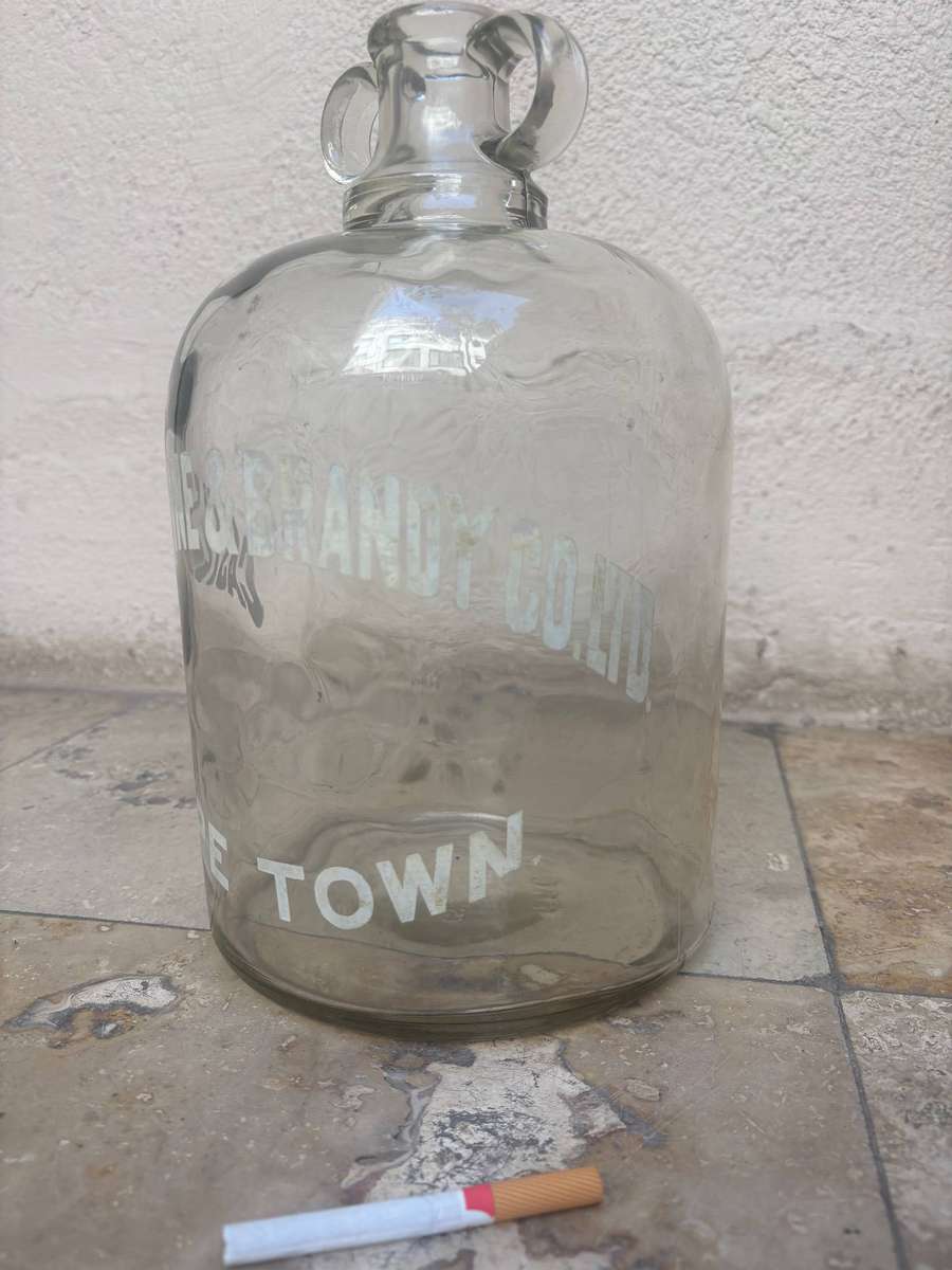 Vintage castle wine & brandy Co ltd 5l glass bottle