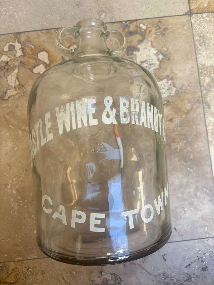 Vintage castle wine & brandy Co ltd 5l glass bottle