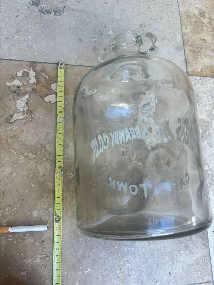 Vintage castle wine & brandy Co ltd 5l glass bottle