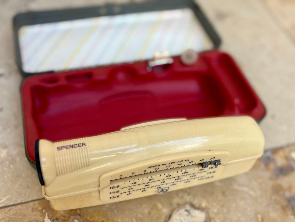 Vintage Spencer  American optical  Medical Hemoglobin meter kit