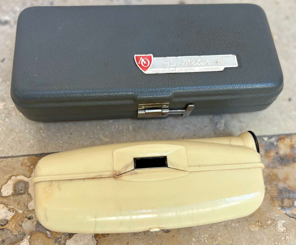 Vintage Spencer  American optical  Medical Hemoglobin meter kit
